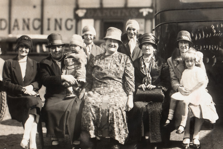 Understand old photos
